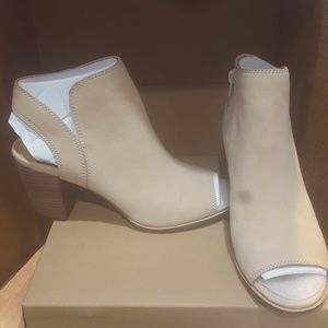 NIB Lucky Brand Jubia Heel Bootie